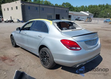 2016 Mercedes-Benz C 300 4Matic из США, поврежденный, VIN WDDWF4KB1GR135899